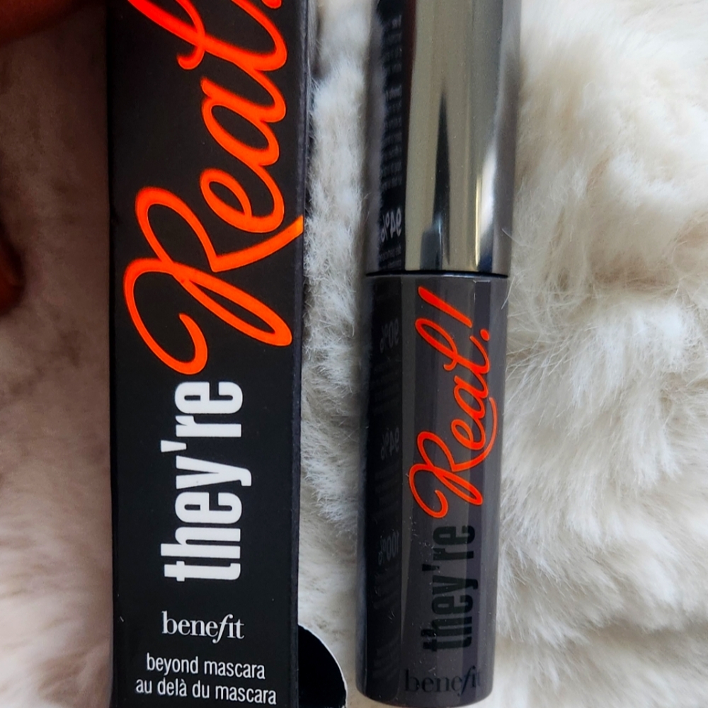 NEW Benefit They're Real! Black Mascara